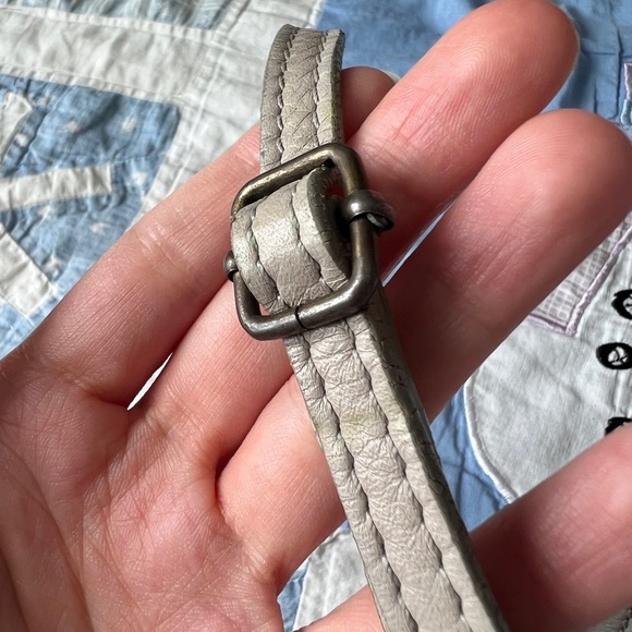 Italian Leather Cream Genuine Leather Minimalist Preppy Lightweight Shoulder Bag - Picture 9 of 11